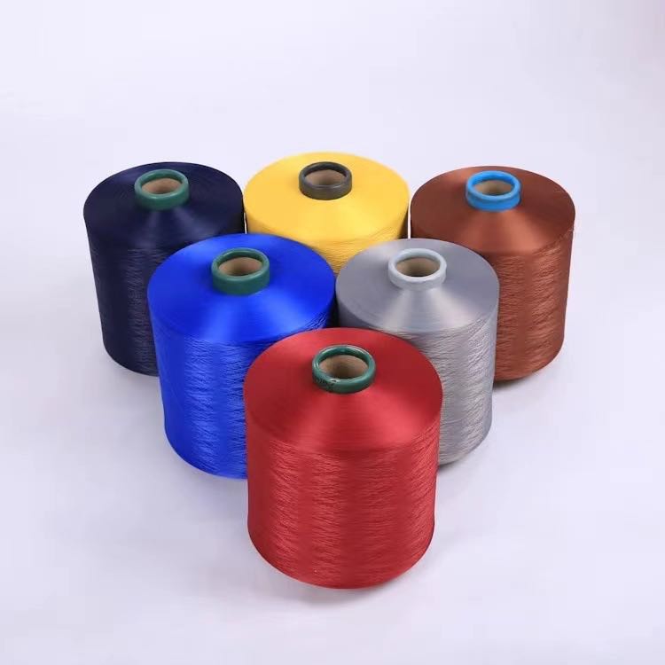 300D-1   100% Filament Polyester Textured Yarn Overlocking Thread